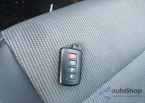 2014 Toyota Corolla S Plus z USA, uszkodzony, nr VIN 2T1BURHE0EC141732